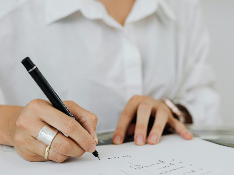 Pourquoi Publier Des Articles Juridiques Est Essentiel Pour Les Cabinets D’avocats&nbsp;? (Et Comment Bien Le Faire)